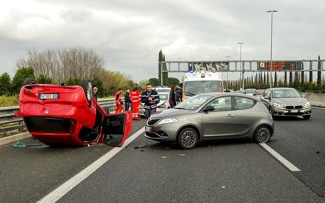 sonhar com carros batidos